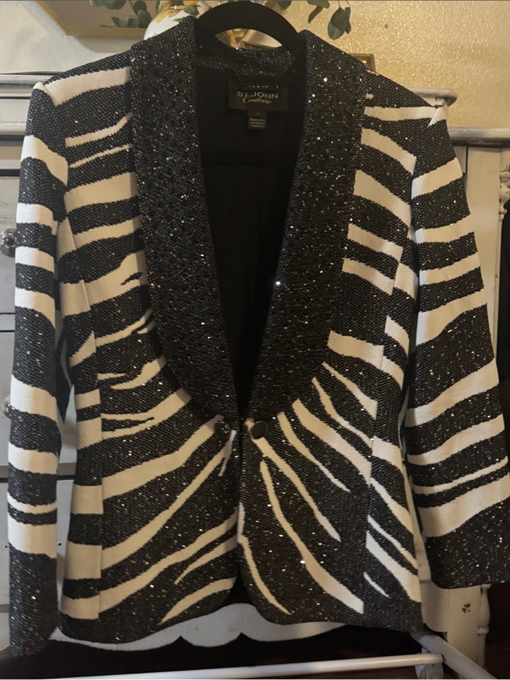 St. John Couture Black & White Zebra Sparkle Knit Blazer size 4